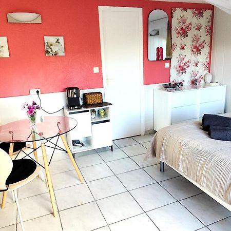 Studio Le Romantique A 20 Kms De Nice Bendejun Ngoại thất bức ảnh
